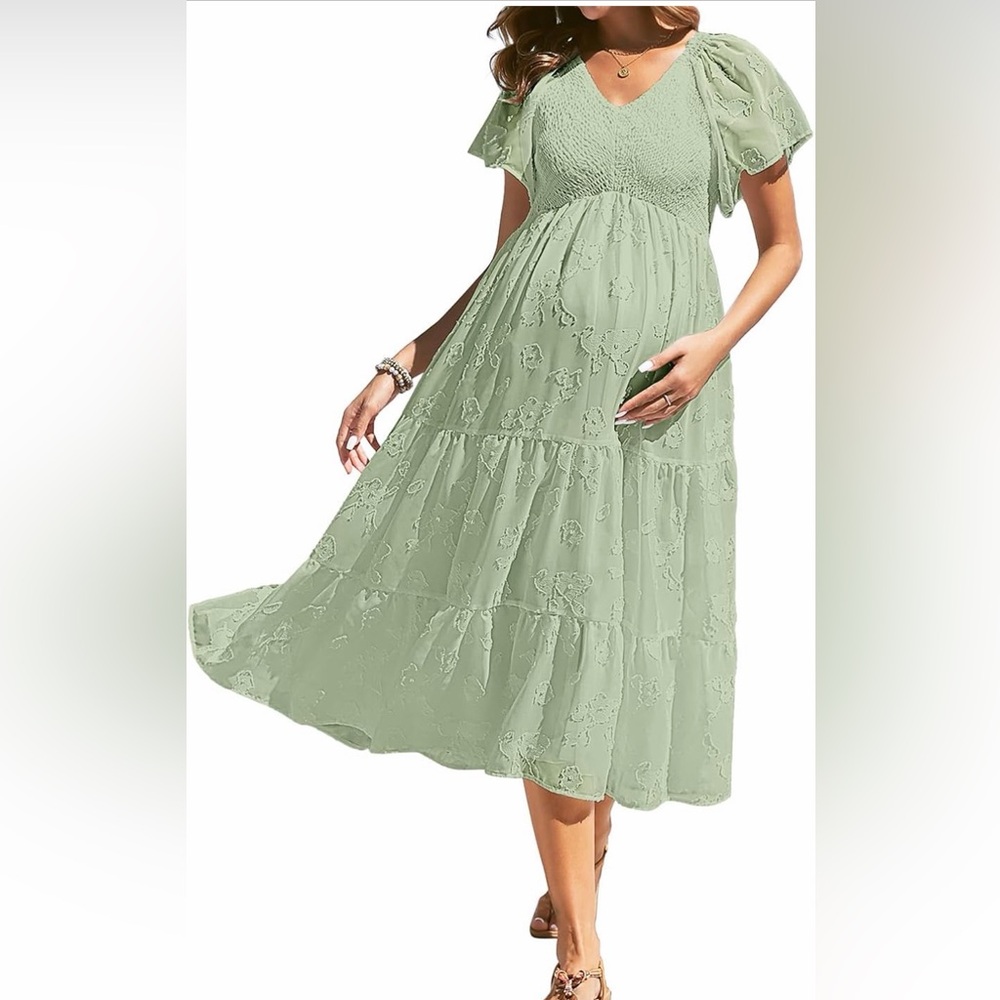 NWT  Maternity Dress with Flutter Sleeves Pattern